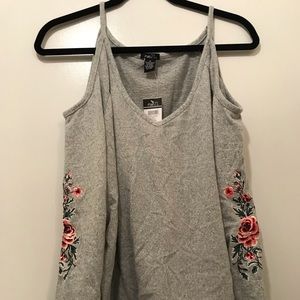 Rue 21 off the shoulder grey top with roses